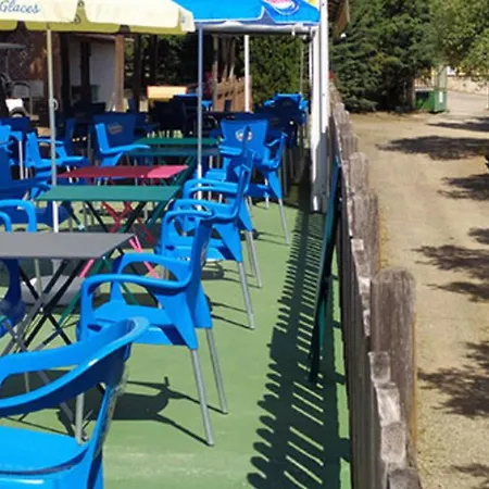 Mobil Avec Terrasse Pour 6 Personnes - Api-1-52-1077 *
